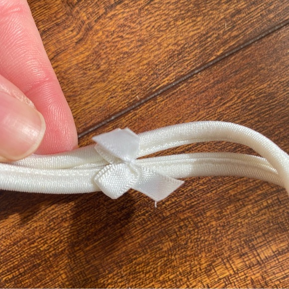 La Vie En Rose Padded Lacy Bra Pure White 36D - Picture 4 of 8